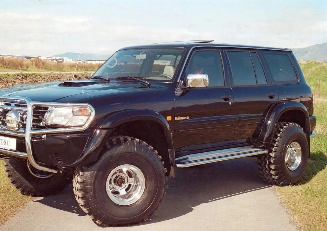 Ниссан патрол у61 фото Кузов ниссан патрол y61 целиком LkbAuto.ru