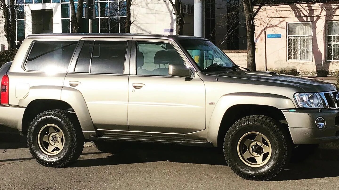 Ниссан патрол у61 фото Nissan Patrol (Y61) 3.0 дизельный 2008 Мой золотой! на DRIVE2