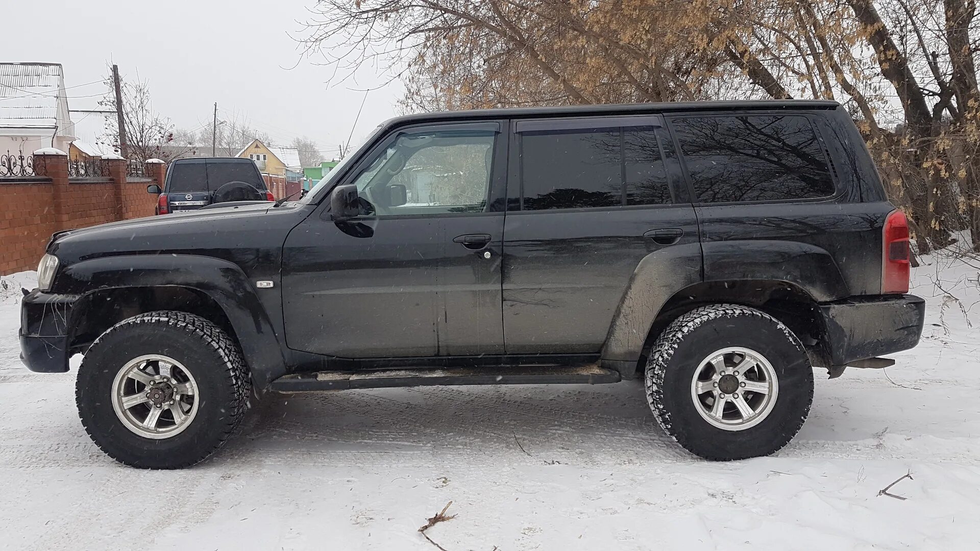 Ниссан патрол у61 фото 33 дюйма или 285*75*16 - Nissan Patrol (Y61), 3 л, 2008 года шины DRIVE2