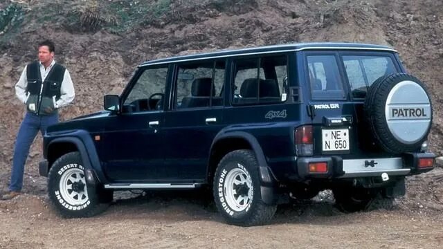 Ниссан патрол y60 фото Nissan Patrol IV Y60 SUV 5 doors Exterior & Interior - смотреть видео онлайн от 