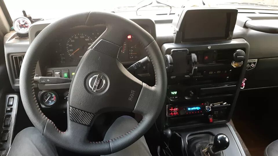 Ниссан патрол y60 тюнинг салона Новый руль в Патруль - Nissan Patrol GR I (Y60), 2,8 л, 1995 года тюнинг DRIVE2