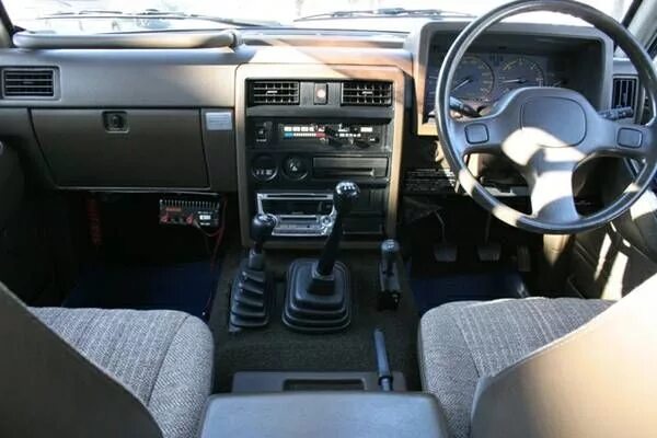 Ниссан патрол y60 тюнинг салона Cerveza inglesa ego fotografía nissan patrol y60 seats Integral Consultar Respet