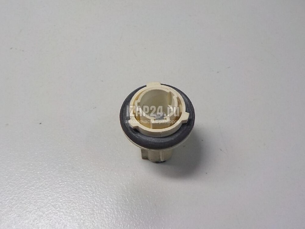 Ниссан патрон фото 262437C000 Nissan Terrano II R20 1993 - 2006 Патрон лампы бу купить по цене от 0