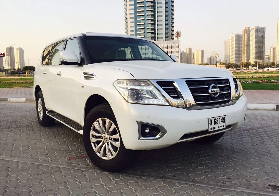 Ниссан патруль фото Кому шейхи дарят джипы, дома и дворцы!