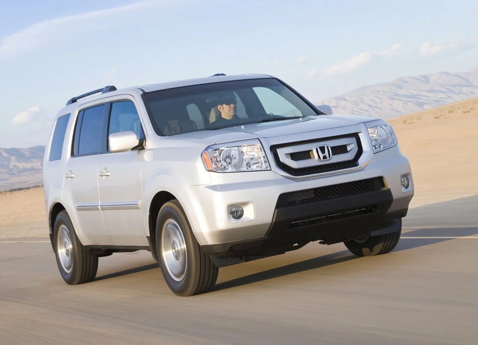 Ниссан пилот фото Honda Pilot фотоальбом - автомобильный журнал Simplycars.ru