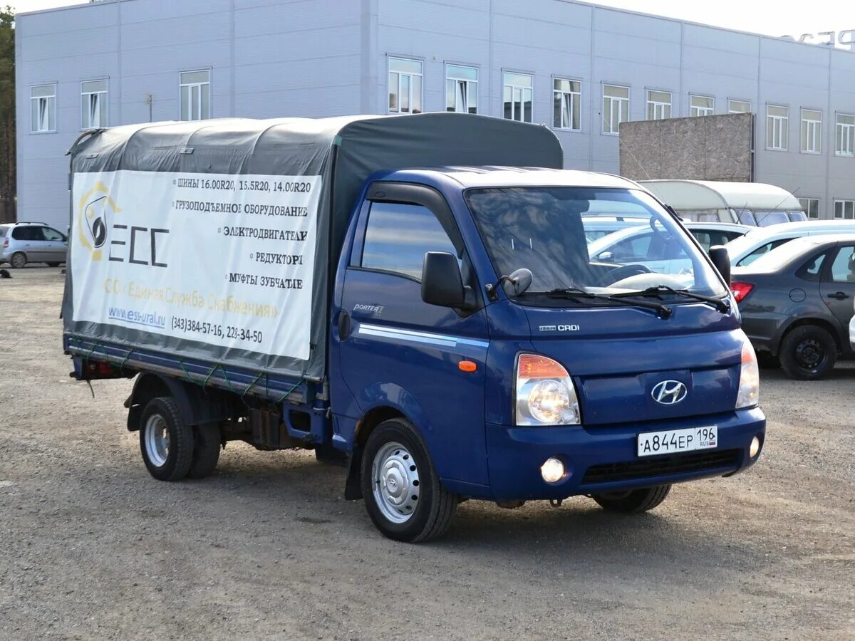 Ниссан портер фото Купить б/у Hyundai Porter дизель механика в Берёзовском: синий бортовой грузовик