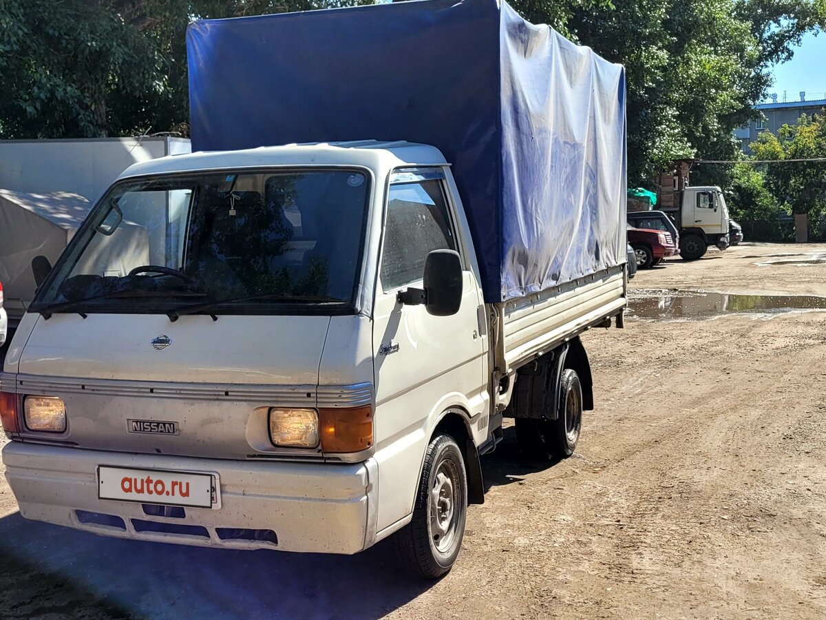 Ниссан портер фото Купить б/у Nissan Vanette дизель механика в Красноярске: белый тент 1996 года на
