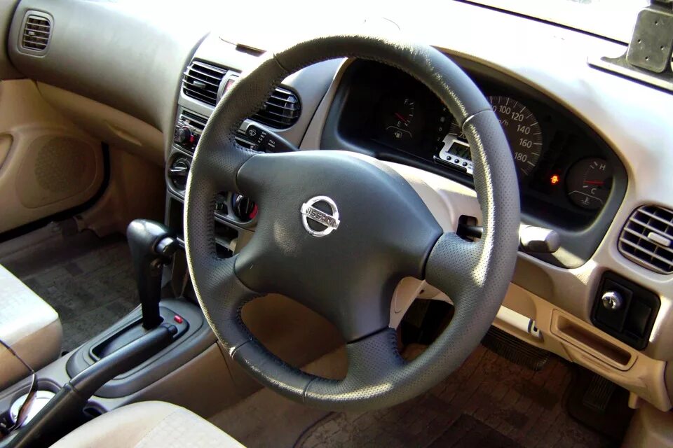 Ниссан правый руль модели фото Руль в кожу! - Nissan Sunny (B15), 1,5 л, 2002 года тюнинг DRIVE2