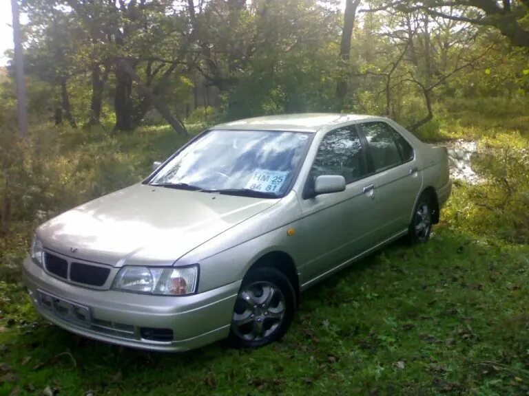 Ниссан правый руль модели фото Популярные отзывы владельцев Nissan Bluebird 1996 с ФОТО