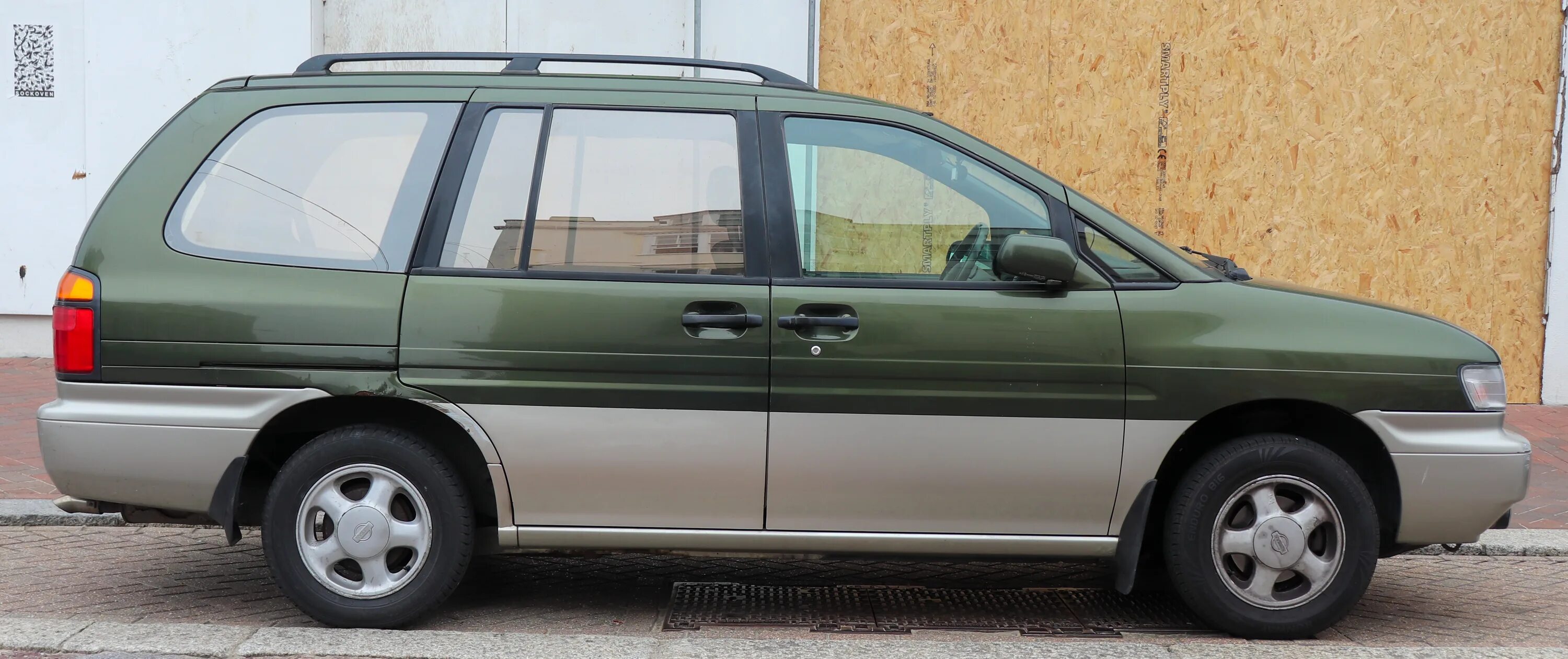 Ниссан прерия джой тюнинг File:1996 Nissan Prairie Joy SLX 2.0 Side.jpg - Wikimedia Commons