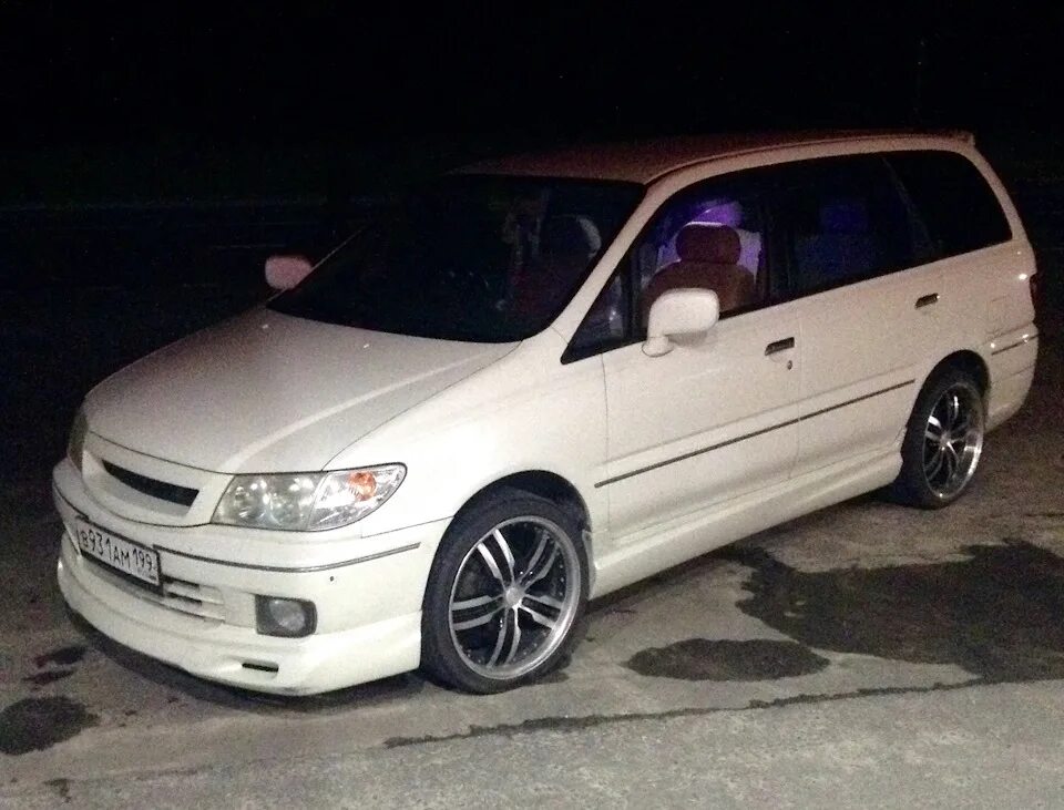 Ниссан пресаж тюнинг Полировка фар ЗУБНОЙ ПАСТОЙ - Nissan Presage (1G), 2,4 л, 2001 года своими рукам