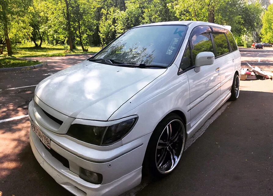 Ниссан пресаж тюнинг Спойлер Gialla - Nissan Presage (1G), 2,4 л, 2001 года стайлинг DRIVE2