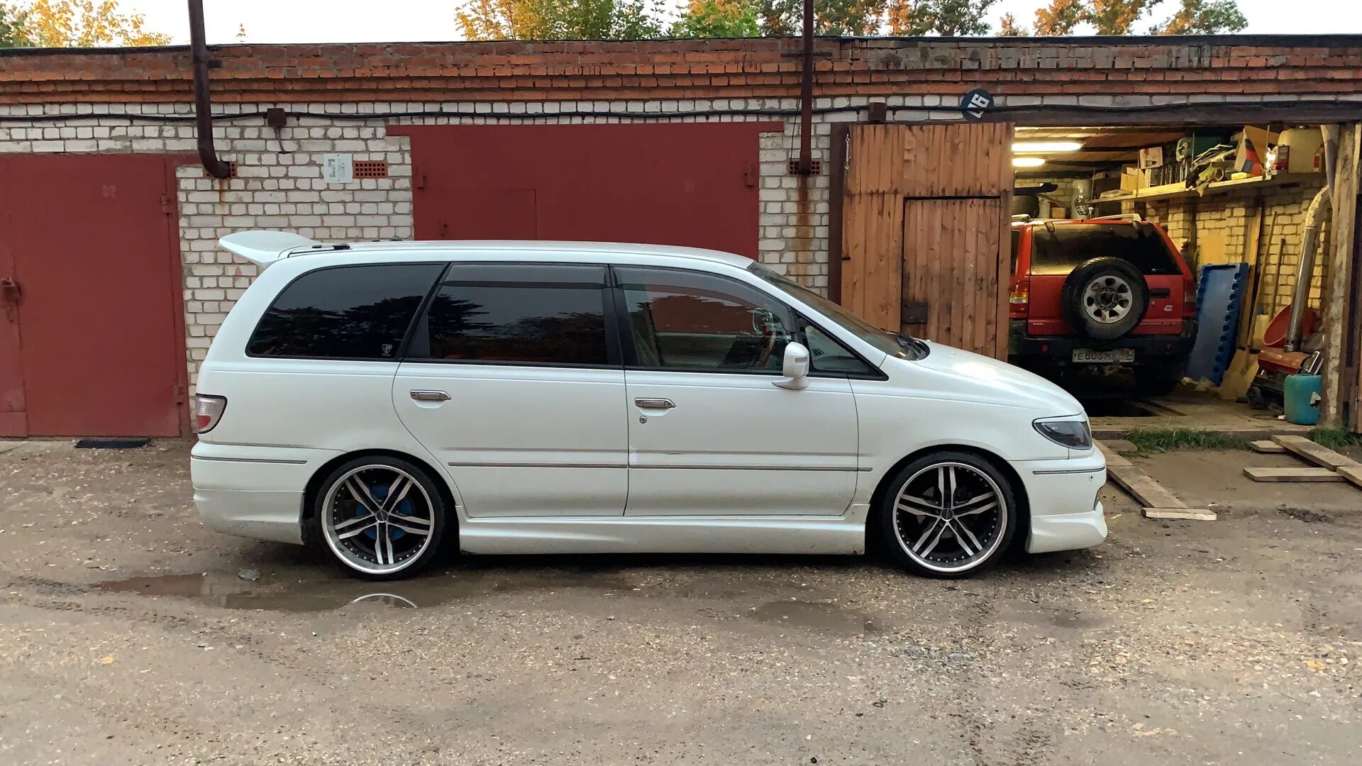 Ниссан пресаж тюнинг Раскатка арок - Nissan Presage (1G), 2,4 л, 2001 года тюнинг DRIVE2