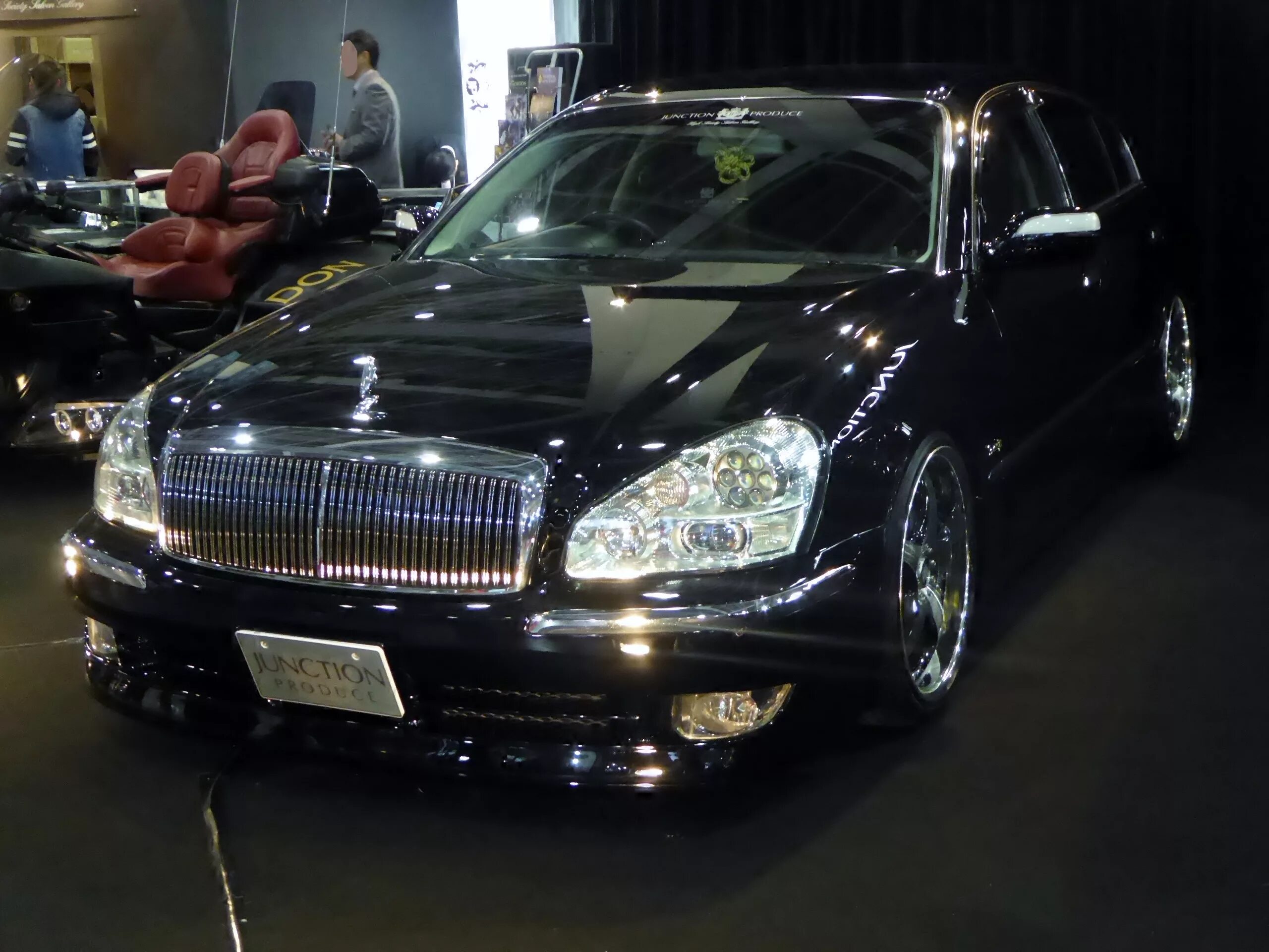 Ниссан президент тюнинг Файл:Osaka Auto Messe 2016 (490) - Nissan PRESIDENT (PGF50) tuned by JUNCTION PR