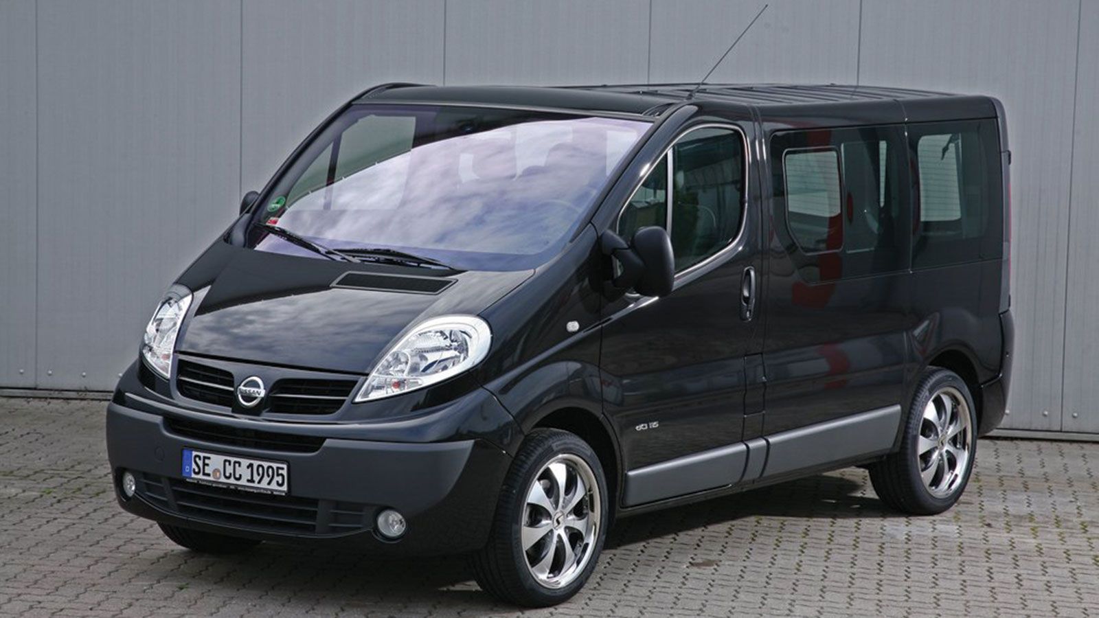 Ниссан примастар фото Nissan Primastar Ambulance