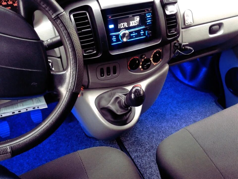 Ниссан примастар фото салона подсветка салона - Nissan Primastar, 1,9 л, 2004 года электроника DRIVE2