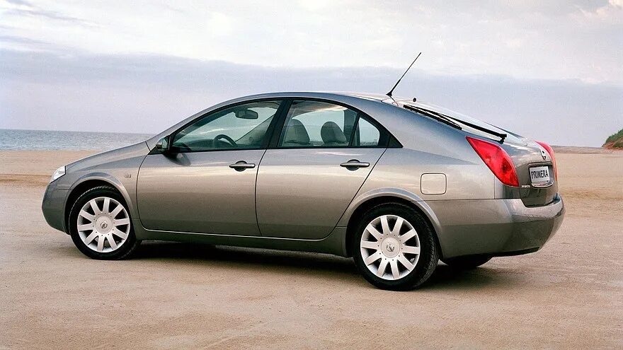 Ниссан примера хэтчбек фото Nissan Primera P12 с пробегом: мотору - смазку, вариатору - ласку - КОЛЕСА.ру - 