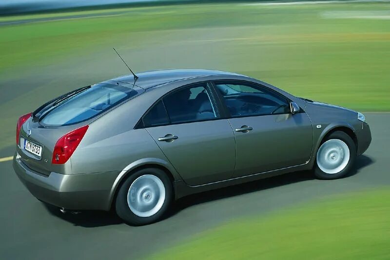 Ниссан примера хэтчбек фото Nissan Primera 1.8 Selection (2006) review - AutoWeek