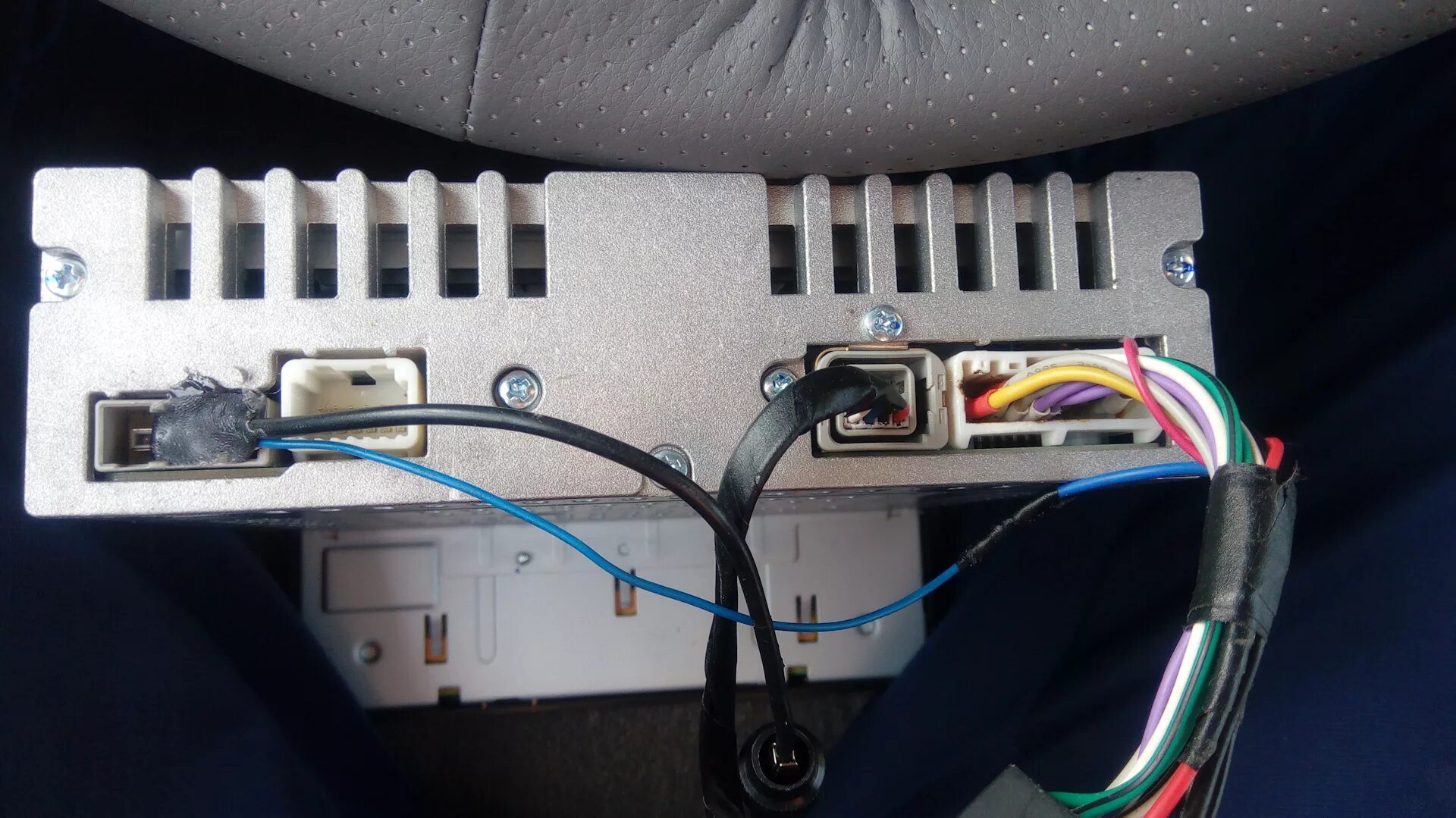 Ниссан примера как подключить телефон к магнитоле Замена магнитолы на AGC-0071RF - Nissan Almera Classic (B10), 1,6 л, 2007 года а