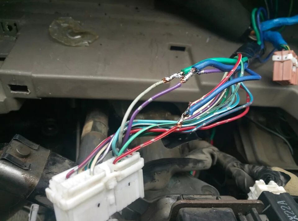 Ниссан примера подключение сигнализации Установка сигнализации - Nissan Serena Mk II (C24), 2 л, 2002 года электроника D