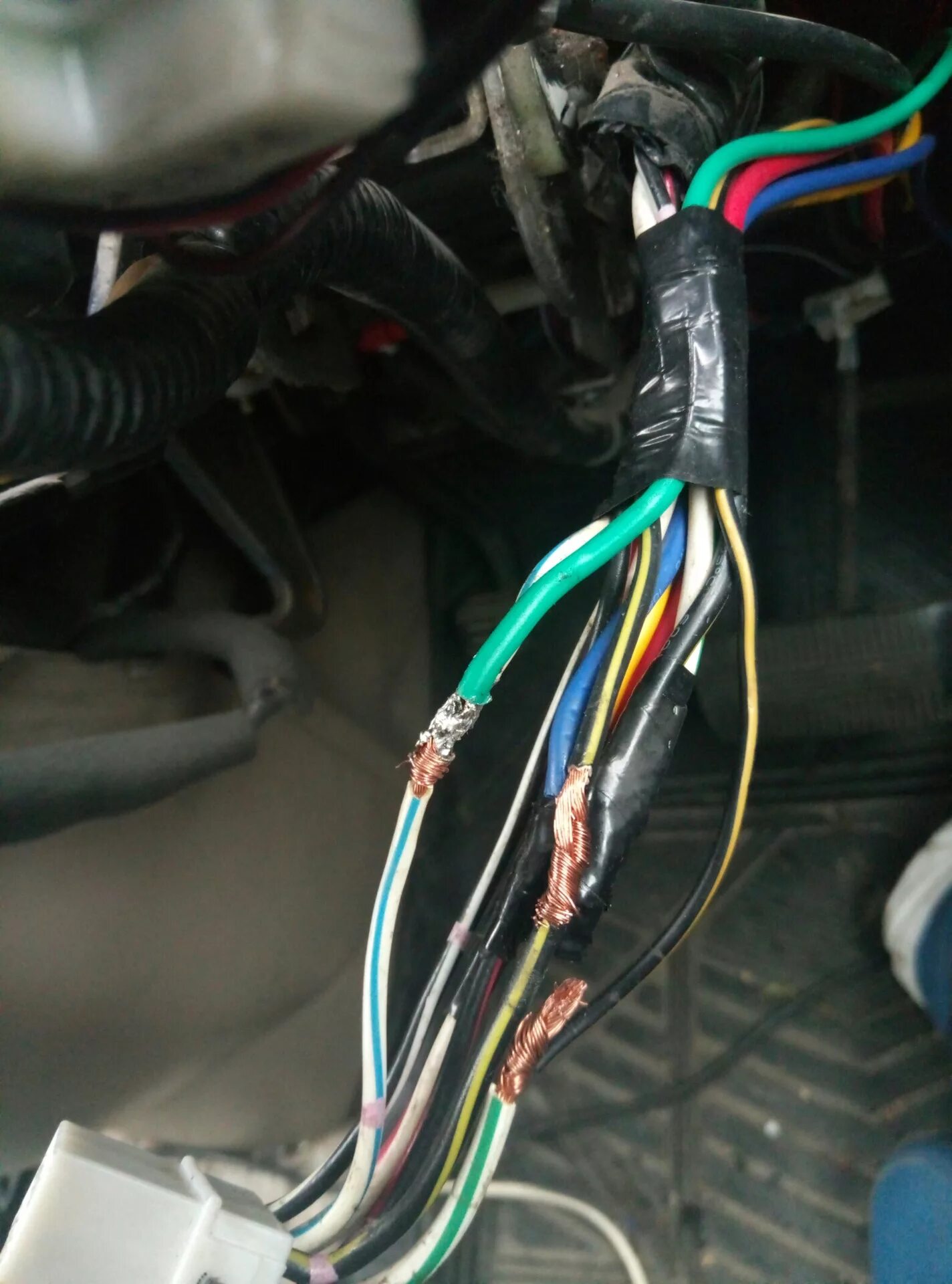 Ниссан примера подключение сигнализации Установка сигнализации - Nissan Serena Mk II (C24), 2 л, 2002 года электроника D