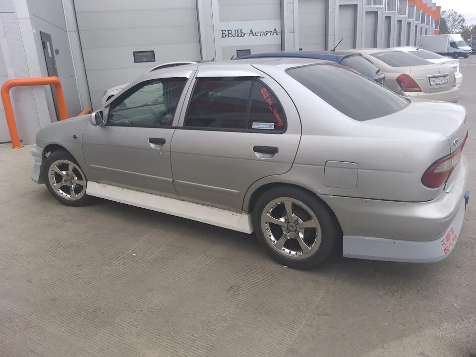 Ниссан пульсар тюнинг Перешел с R15 на R16 колеса))) - Nissan Pulsar (N15), 1,5 л, 1999 года колёсные 