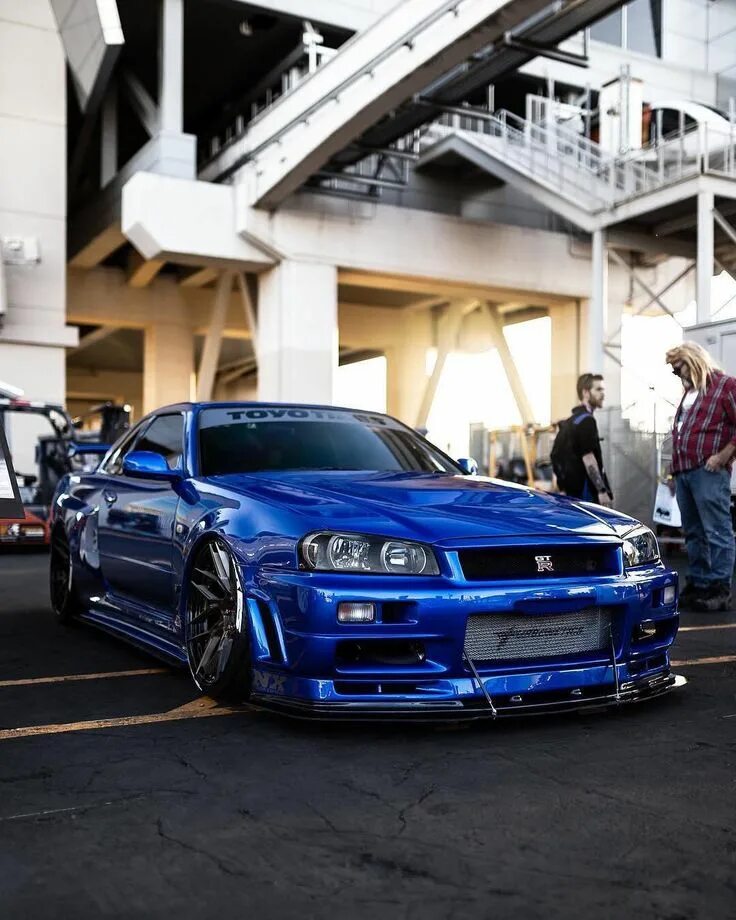 Ниссан р 34 фото R34 GT-R or Supra?! Photos by @faithinmyfuture #blacklist #nissan #r34 #gtr #r34