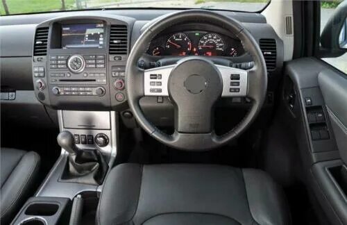 Ниссан р51 фото NISSAN NAVARA D40 / R51 (2004-2014) 8(i) BUTTON STEERING WHEEL TRIMS - SILVER eB