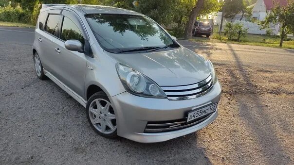 Ниссан райдер фото Good afternoon. He is the owner of the Nissan Note Rider Autech. Please tell me 