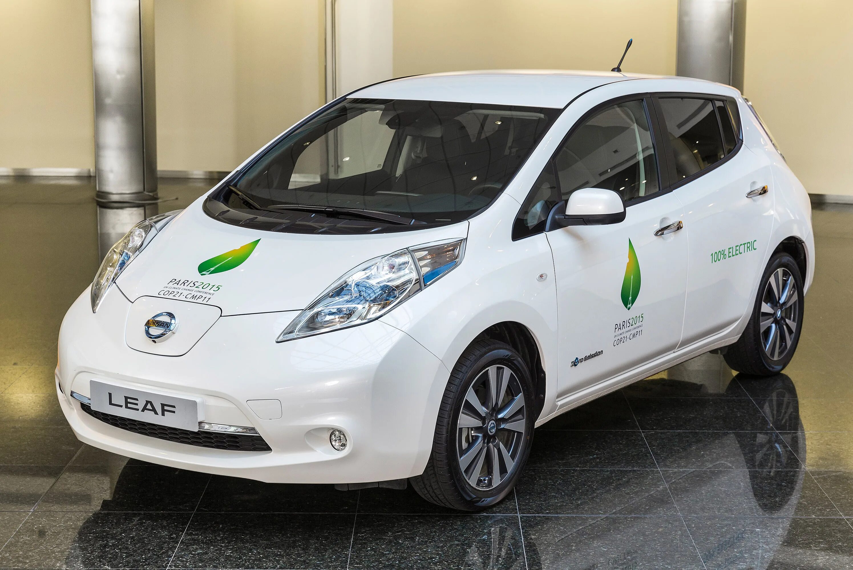 Ниссан рено фото Renault-Nissan Alliance COP21 Passenge Cars (2015) - picture 3 of 4