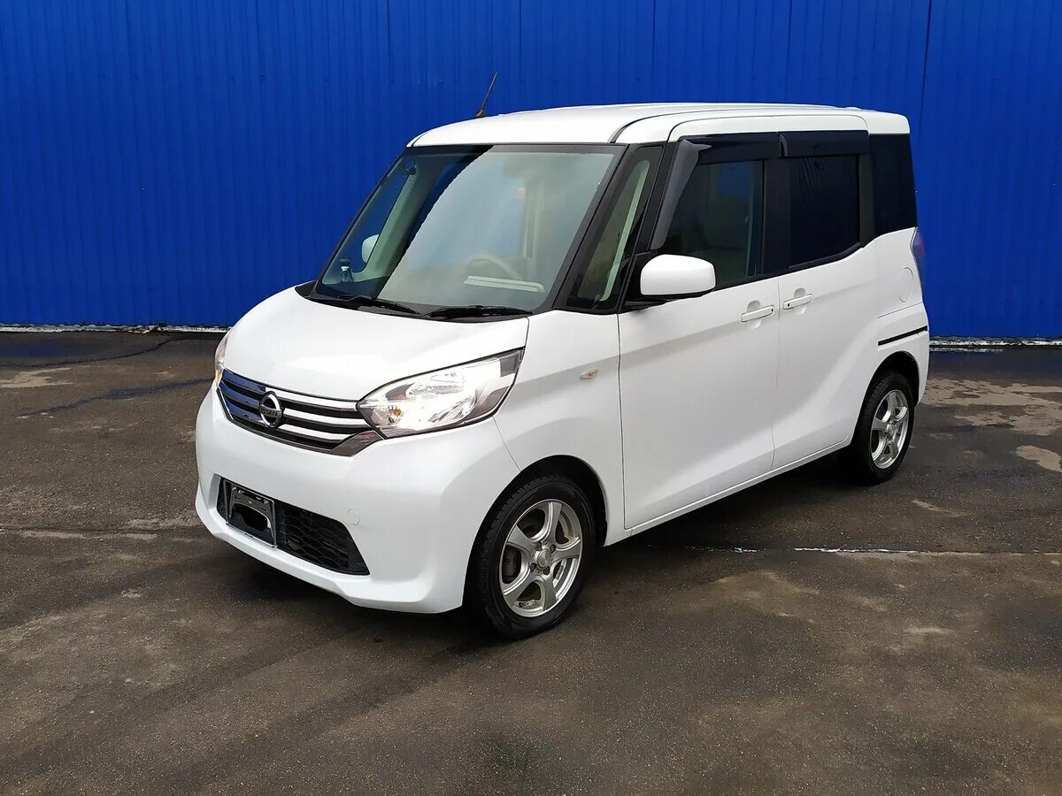 Ниссан рокс фото Купить б/у Nissan Dayz Roox I 0.7 CVT (49 л.с.) бензин вариатор в Москве: белый 