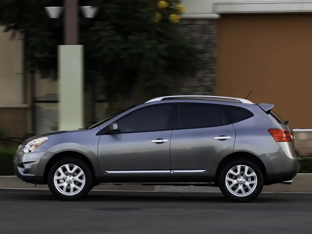 Ниссан роуг фото Nissan Rogue рестайлинг 2010, 2011, 2012, 2013, 2014, джип/suv 5 дв., 1 поколени