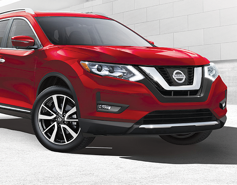 Ниссан руж 2018 фото Donna Tracy on Behance