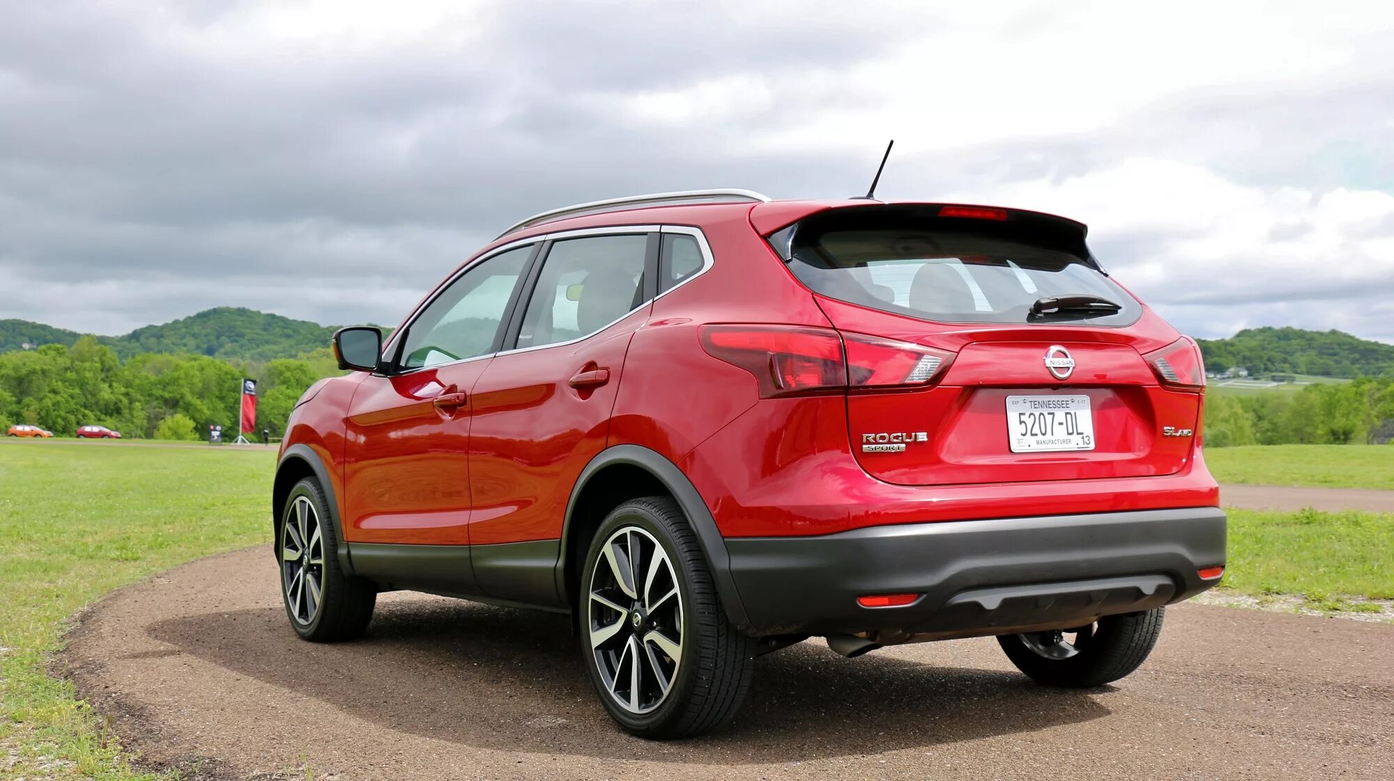 Ниссан руж фото Ниссан руж 2018 LkbAuto.ru