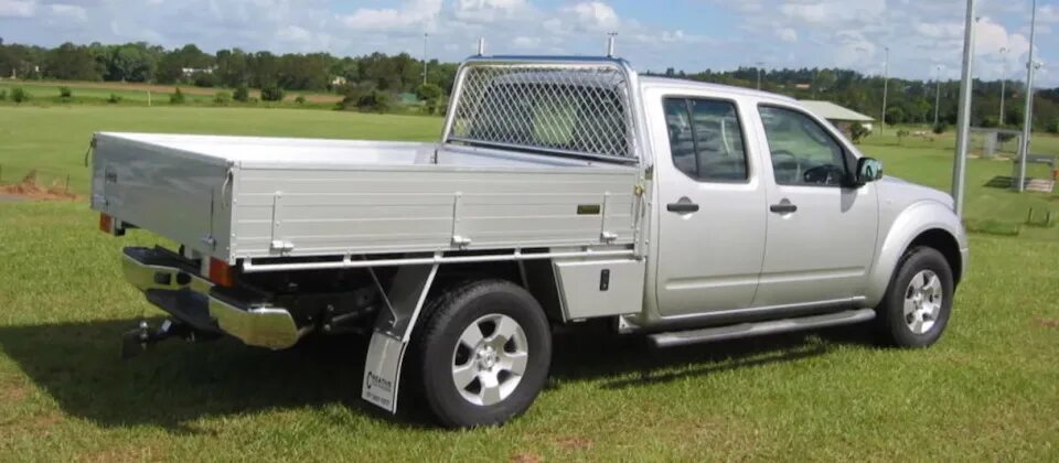 Ниссан с кузовом фото Очень интересные модификации Навар - Nissan Navara (2G), 2,5 л, 2007 года наблюд