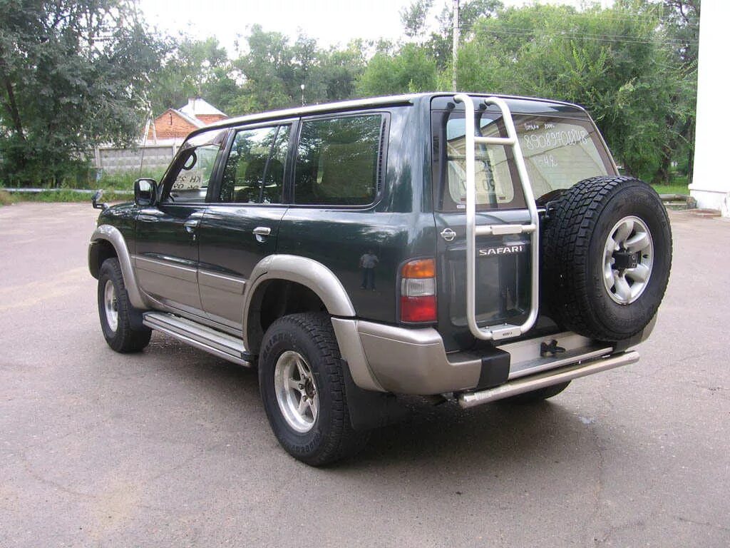 Ниссан сафари фото 2000 Nissan Safari specs, Engine size 4.2l., Fuel type Diesel, Drive wheels 4WD,