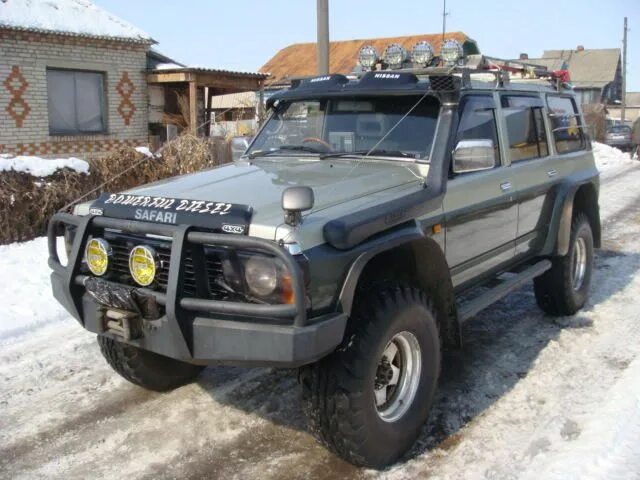 Ниссан сафари фото 1991 Nissan Safari specs