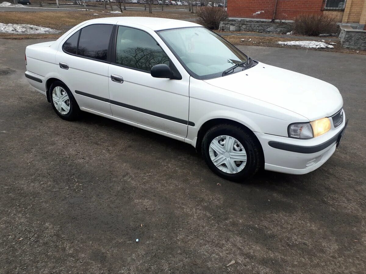 Ниссан санни 2000 фото Купить б/у Nissan Sunny B15 1.5 AT (105 л.с.) бензин автомат в Екатеринбурге: бе