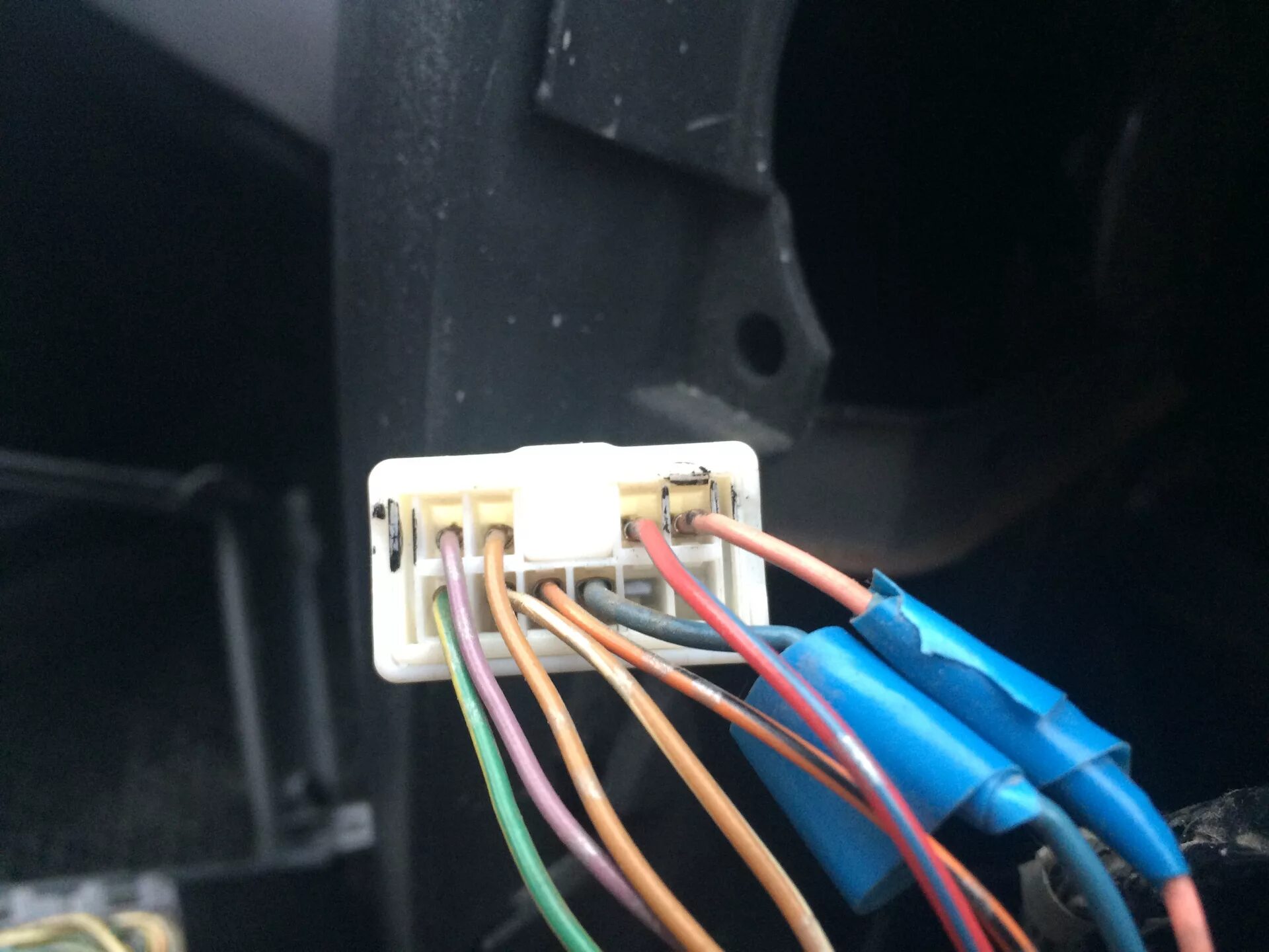 Ниссан санни как подключить магнитолу Распиновка штатной магнитолы Nissan Wingroad - Nissan Wingroad (Y11), 2003 года 