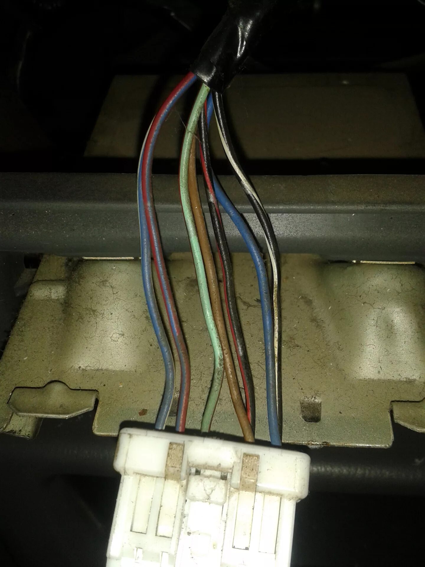 Ниссан санни как подключить магнитолу Новая магнитола - Nissan March (K11), 1 л, 2001 года автозвук DRIVE2