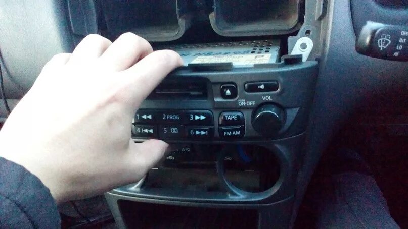 Ниссан санни как подключить магнитолу 4. Замена штатной магнитолы NISSAN SUNNY B15 - Nissan Sunny (B15), 1,5 л, 2001 г