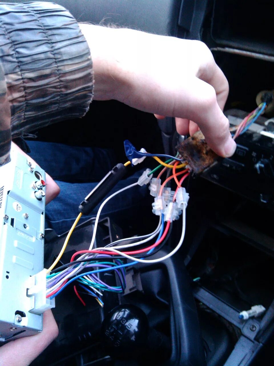 Ниссан санни как подключить магнитолу Конец помехам от дешманского FM-трансмиттера) MYSTERY MAR-371UC - Nissan Wingroa