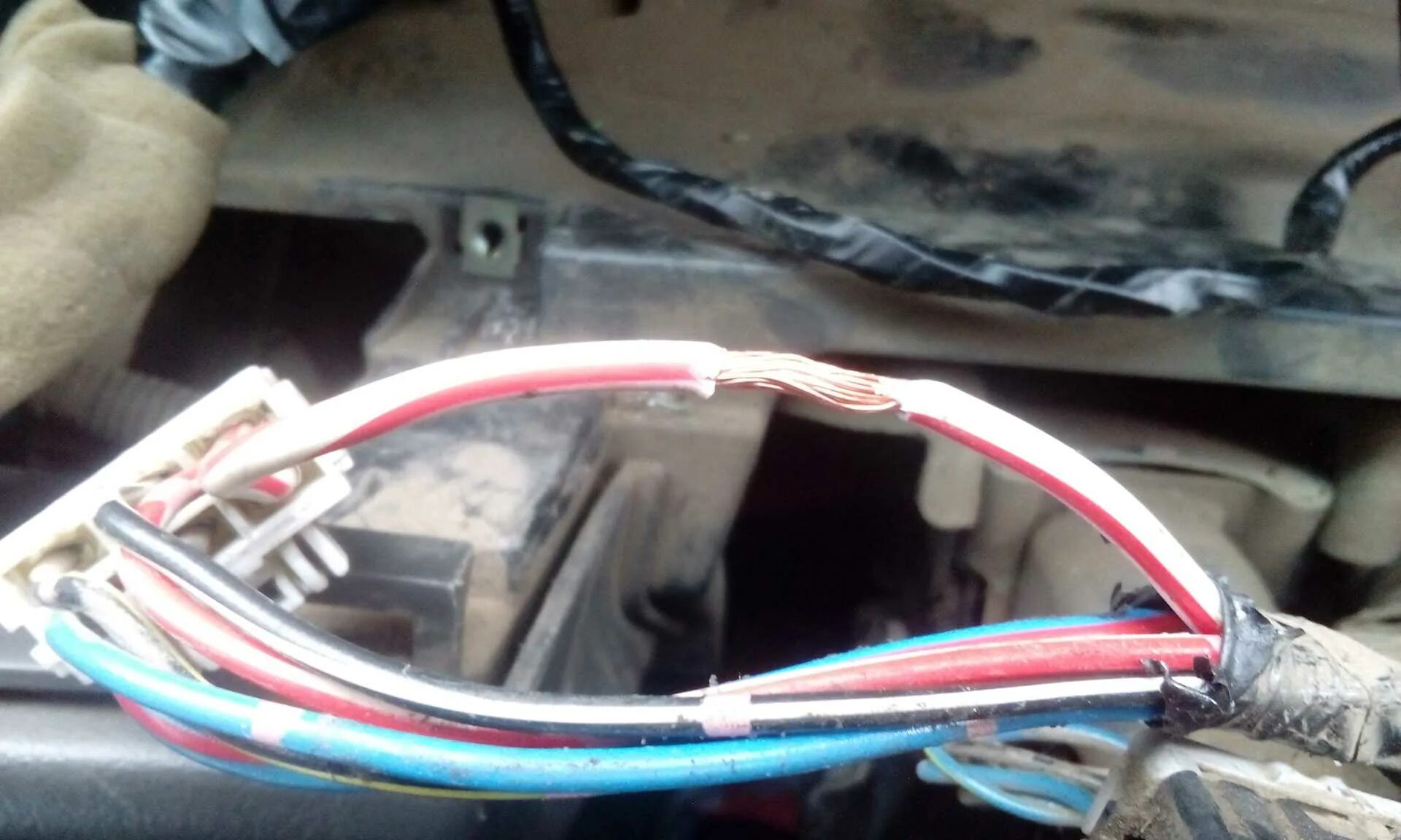 Ниссан санни точки подключения Установка сигнализации на ниссан санни