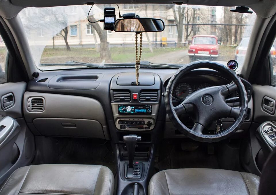 Ниссан санни тюнинг салона Мой салон! - Nissan Sunny (N16), 1,5 л, 2002 года фотография DRIVE2