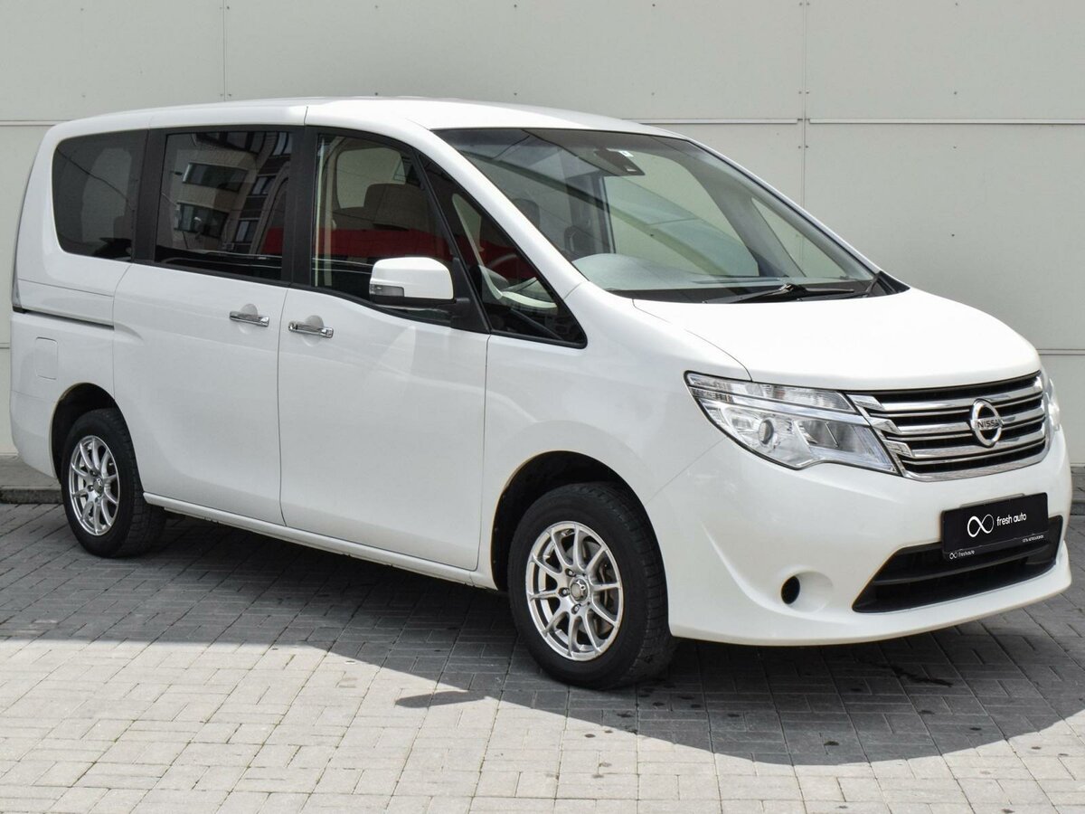 Ниссан семиместные модели фото и цены Купить б/у Nissan Serena IV (C26) 2.0 CVT (144 л.с.) 4WD бензин вариатор в Красн