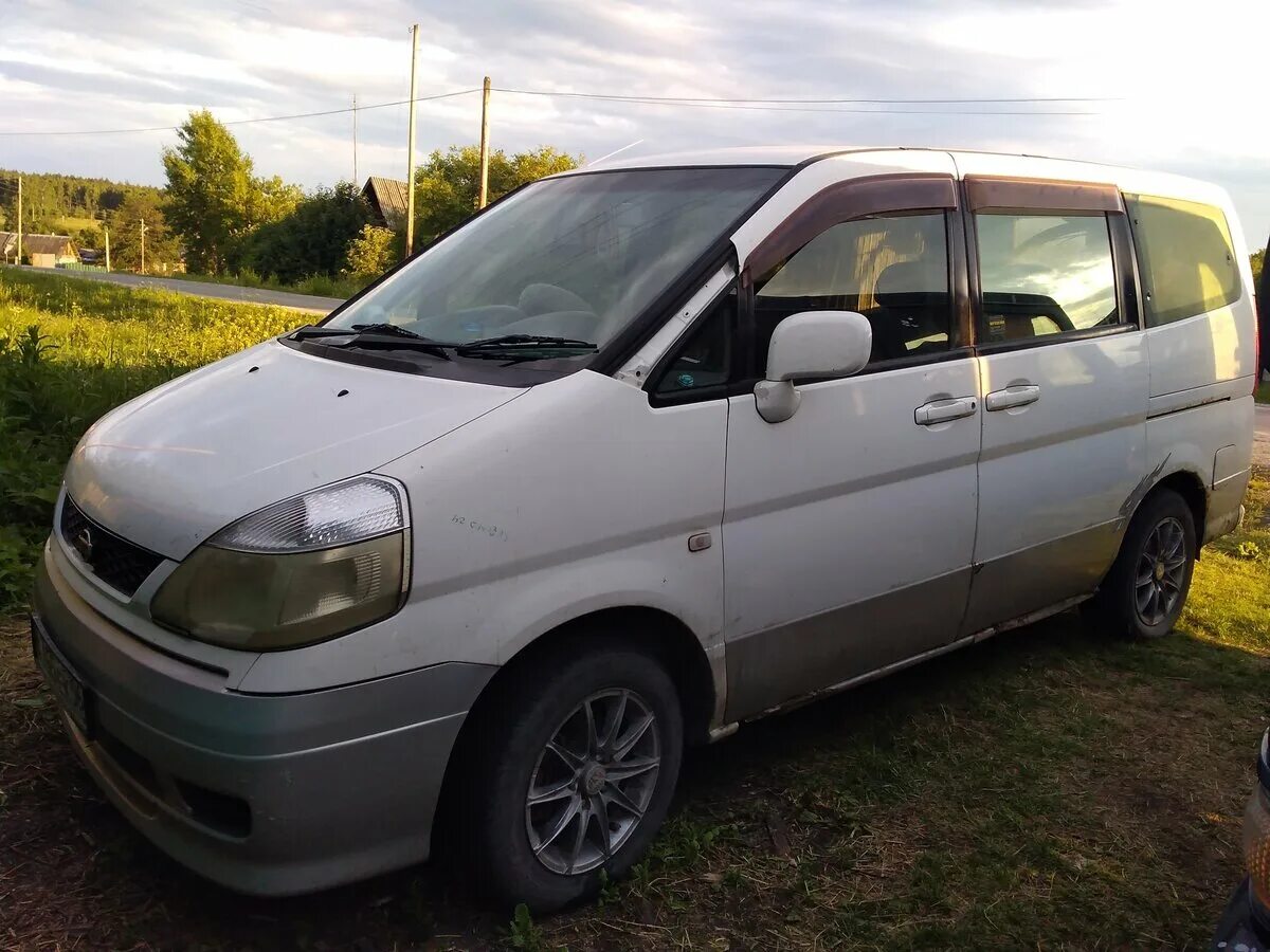 Ниссан серена 1999 года фото Купить б/у Nissan Serena II (C24) 2.0 CVT (145 л.с.) бензин вариатор в Камышлове