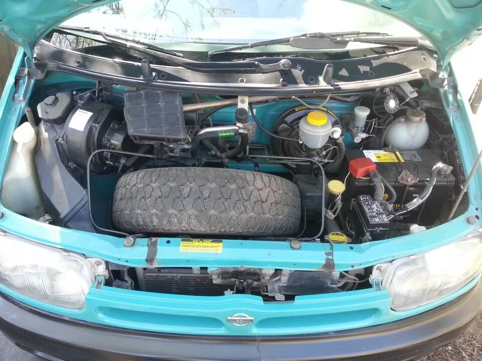 Ниссан серена 1999 года фото мотора Подкапотное пространство Nissan Serena c23 - Nissan Serena Mk I (C23), 2,3 л, 19