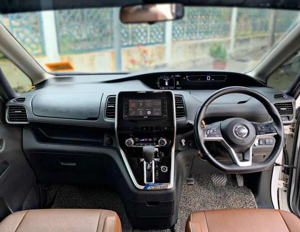 Ниссан серена фото салона Салон 27 7