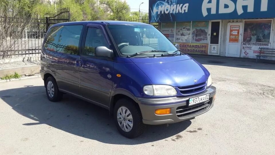 Ниссан серена с23 фото Nissan Serena Mk I (C23) 2.0 бензиновый 1997 mini Delica) на DRIVE2