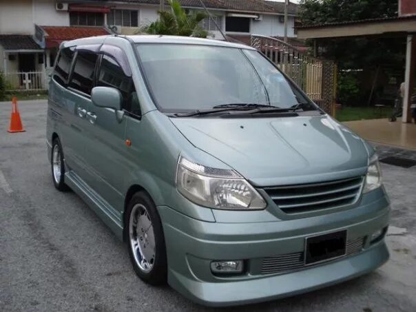 Ниссан серена с24 фото Nissan serena c24 отзывы LkbAuto.ru